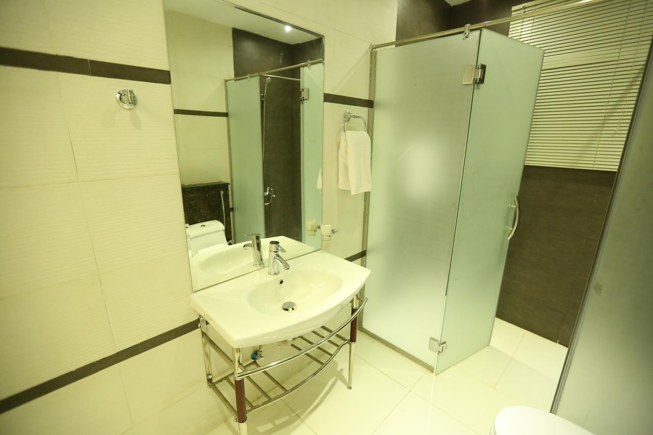 Al Muhaidb Down Town - King Fahd Road Riade Exterior foto